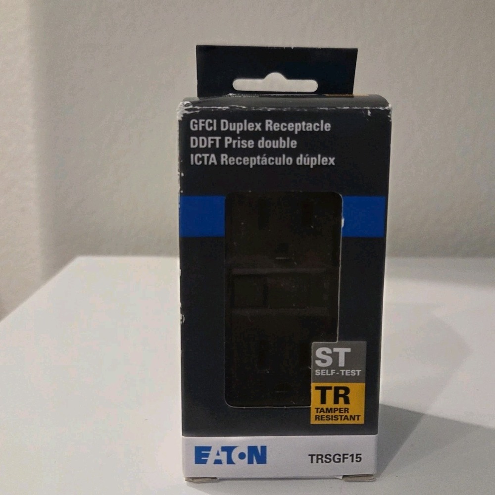 Eaton TRAFGF15LA-BX-LW GFCI Duplex Receptacle Outlet Eaton TRAFGF15